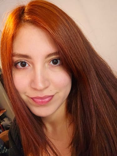 Reseña con foto de un cliente sobre Pack 3 Hennas Jamila Hair -  Cobrizo Natural y Duradero  👩🏼‍🦰