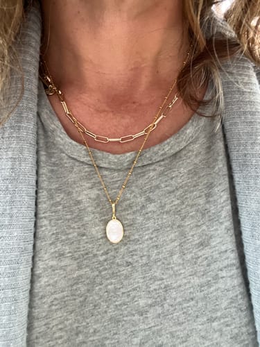 Customer photo review of Reversible Mother of Pearl Necklace