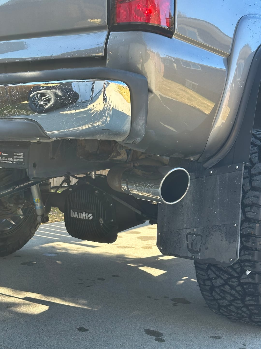 Customer photo review of 2001-2019 Duramax/ 2001-2018 Cummins Ram-Air Differential Cover (19269)