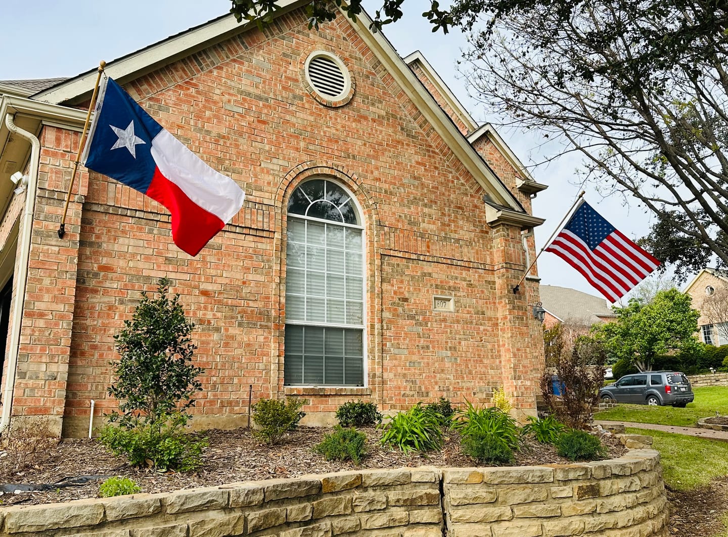 Customer photo review of Texas Flag Set