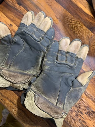 Customer photo review of Glove Repair