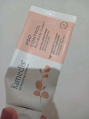 Customer photo review of ערכה טיפולית ליובש וקילופים בעור | PSO BODY & SCALP KIT