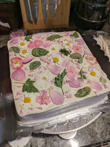 Customer photo review of Limited Edition Freeze Dried Edible Flowers - Mother's Day Collection