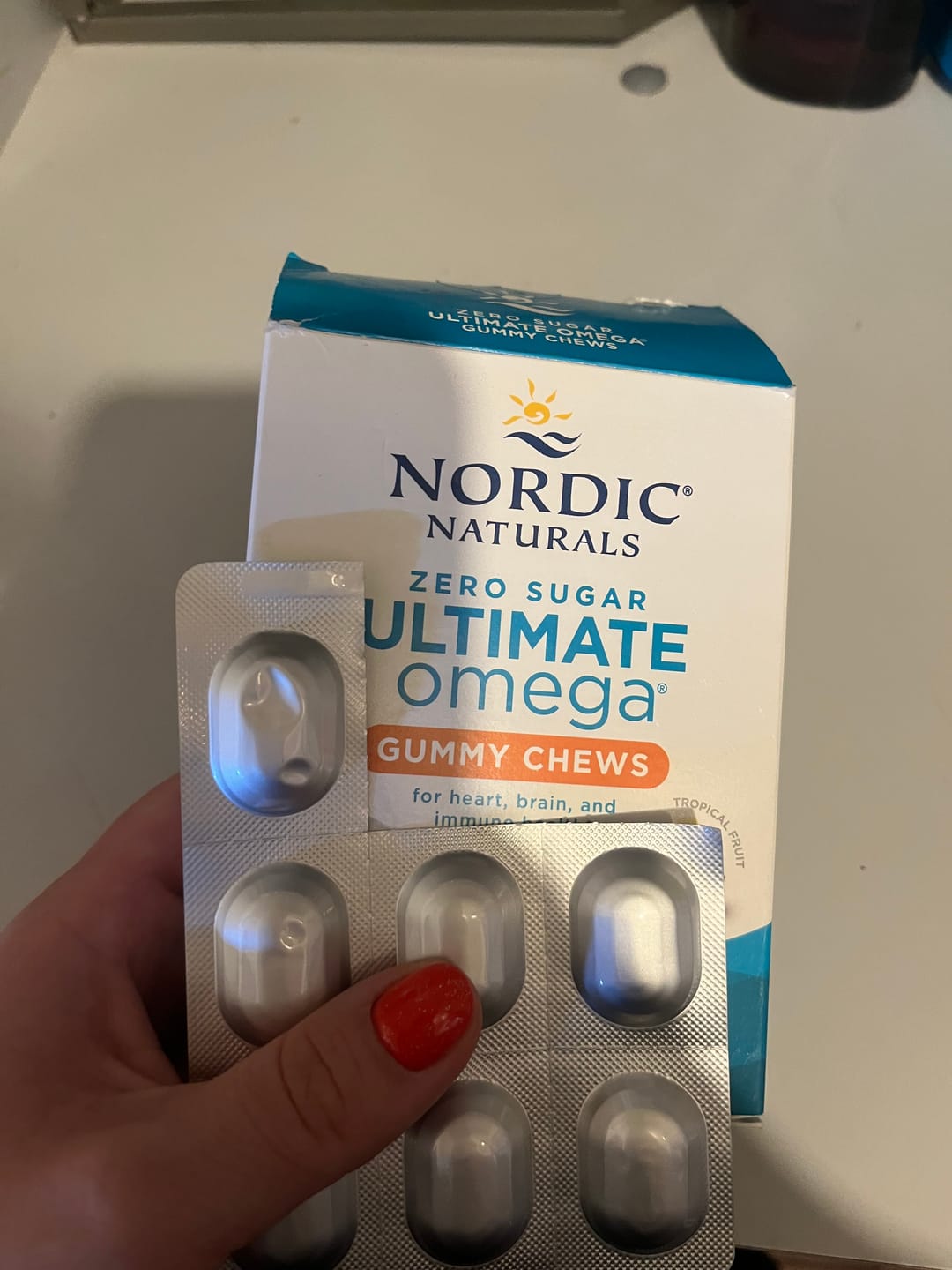 Customer photo review of Ultimate Omega 3 Gummy (omega 3) 1.200 mg-54 gomitas