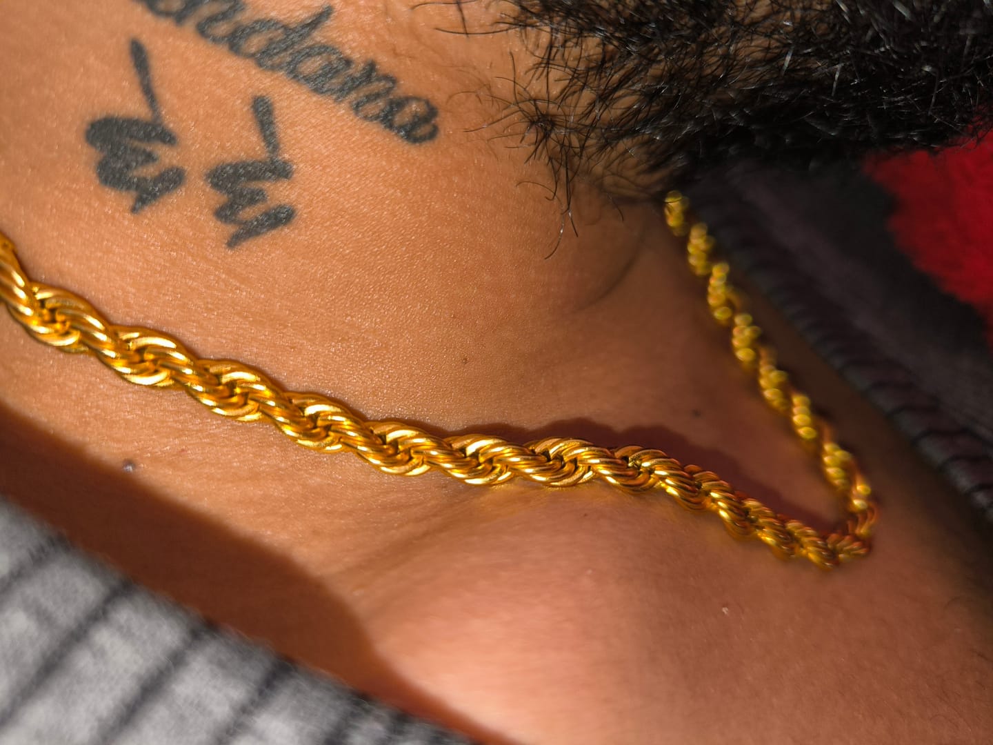 Customer photo review of CLEAN ROPE CHAIN. - 6MM 18K GOLD