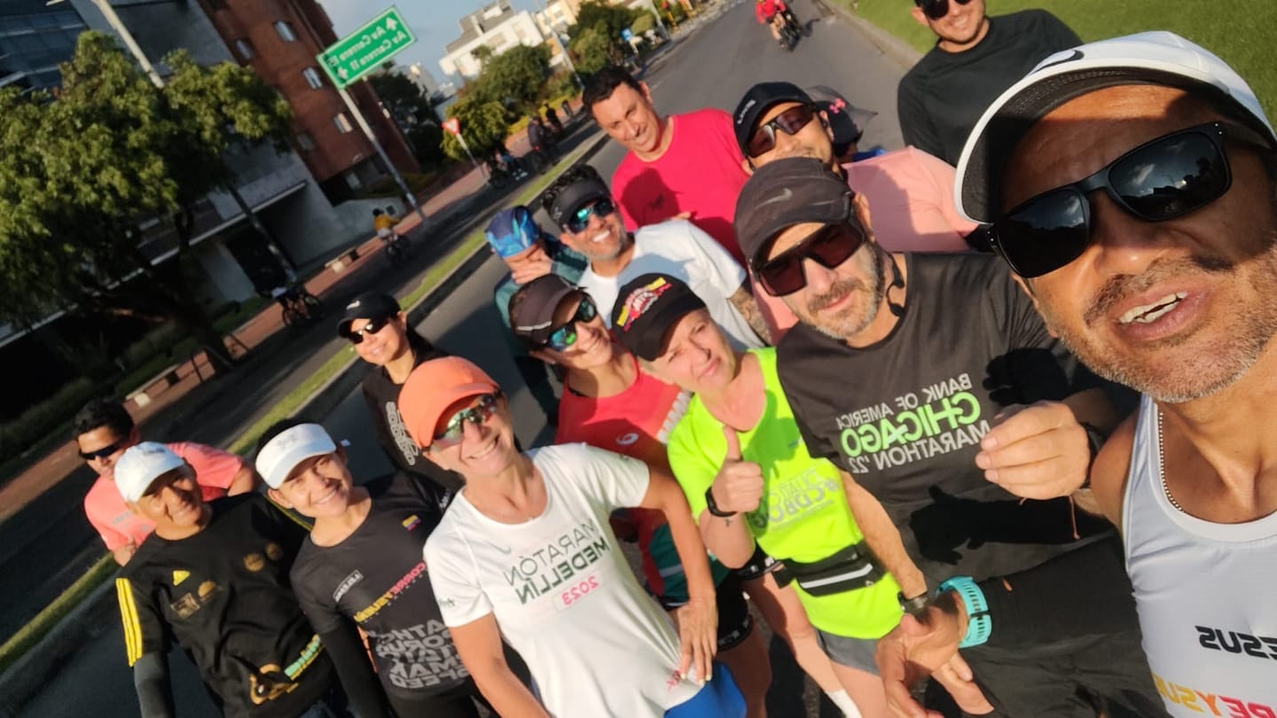 Customer photo review of 2XU Visera Performance Unisex