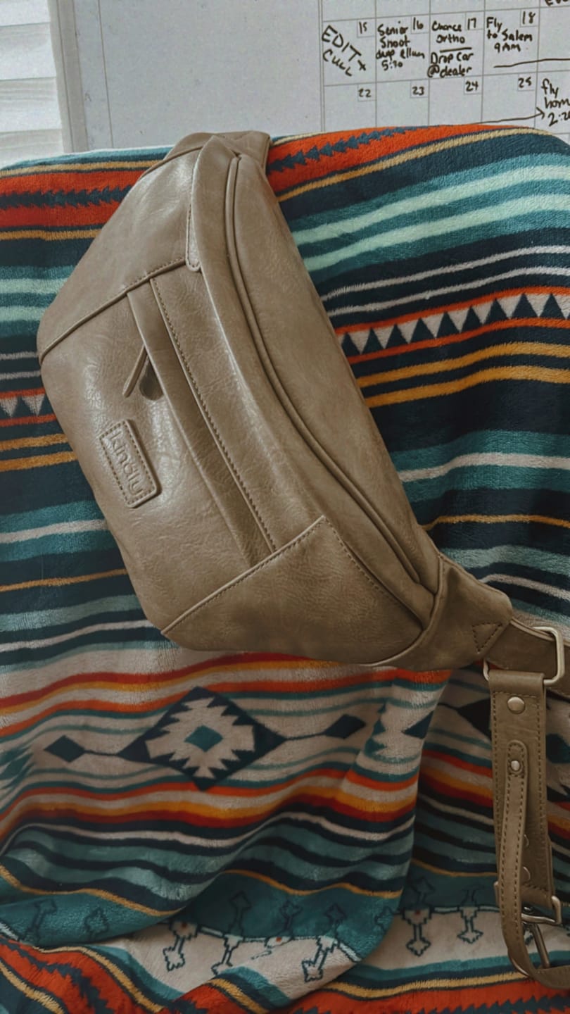 Customer photo review of The Photographer's Sling Bag