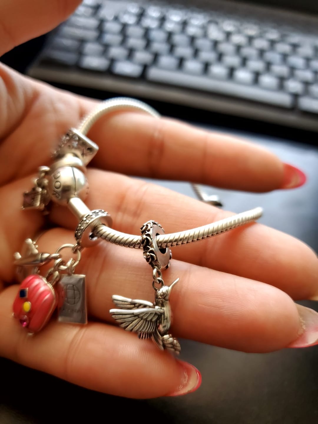Customer photo review of Charm Colibri Mistico