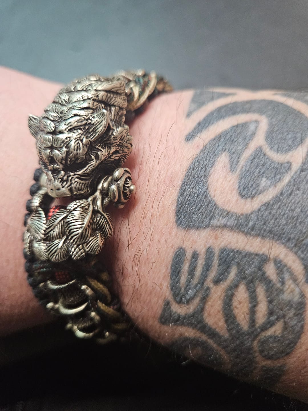 Customer photo review of Tiger Paracord Bracelet