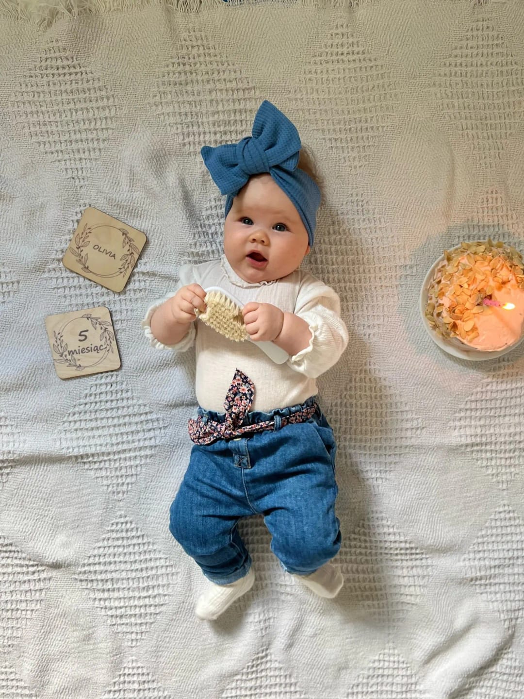 Customer photo review of Baby Girl Large Waffle Bowtie Headband
