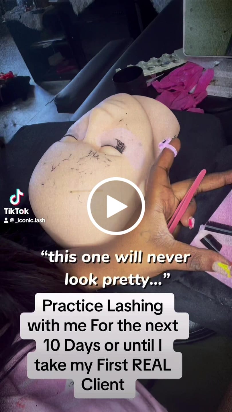 Customer video review of Self Fanning Lash