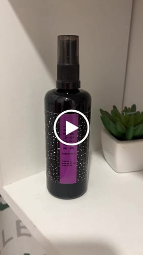 Customer video review of Tónico Anticaída