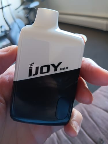 Shelly T. review of IJOY Bar IC8000 image 1 out of 1