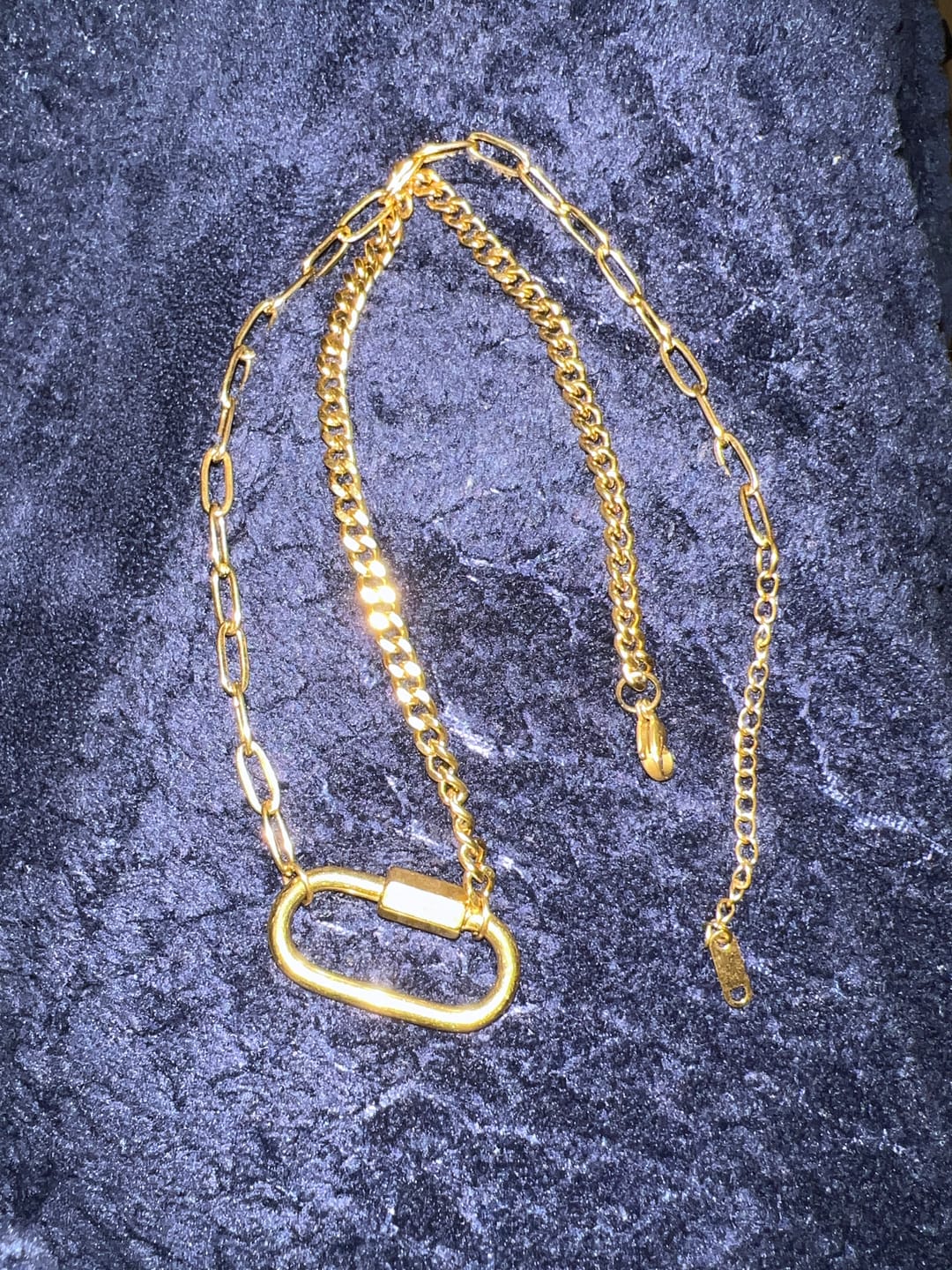 Customer photo review of Paperclip Chain