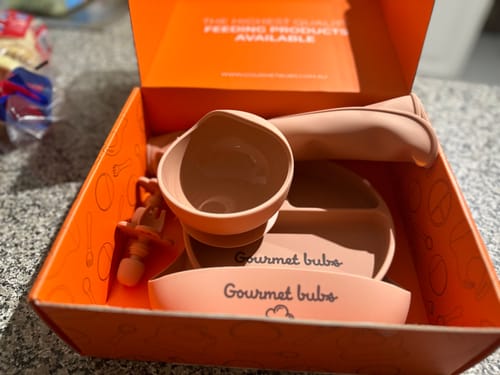 Customer photo review of Gourmet Bubs 8 Piece Feeding Set - Apricot