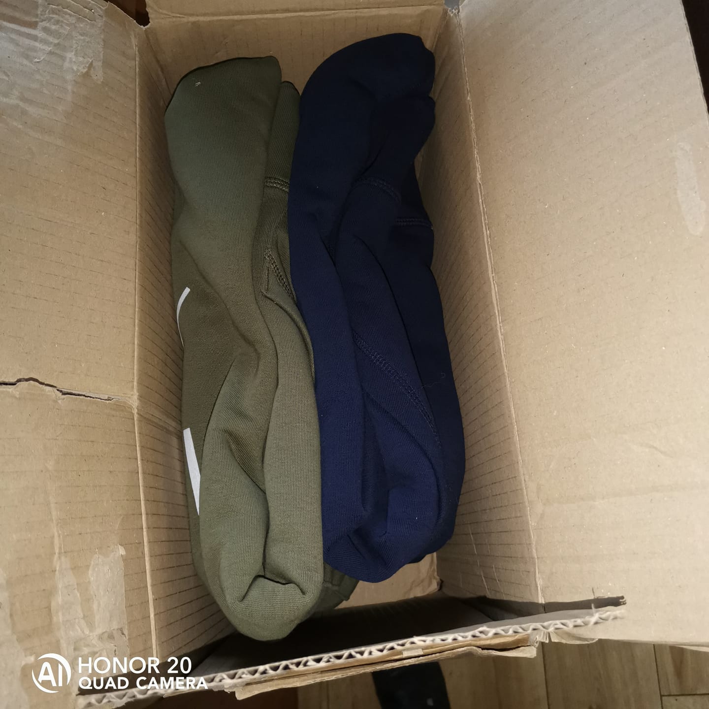 Customer photo review of MOIN Simple · Unisex Bio Hoodie