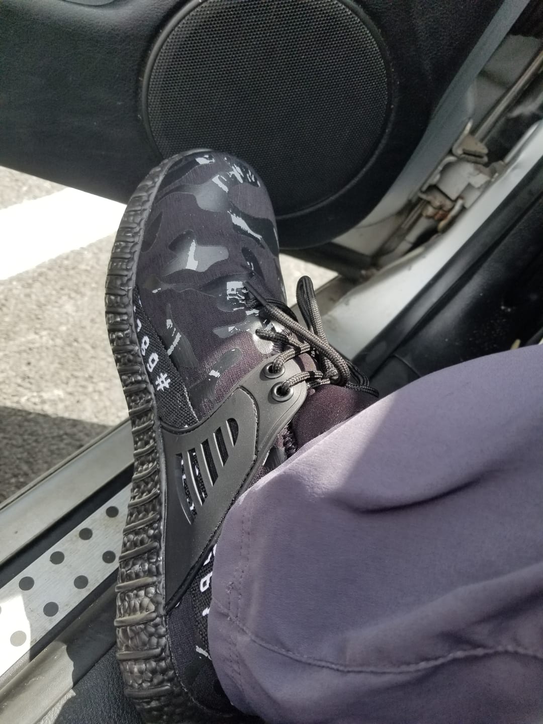 Customer photo review of CamoX™ Black White