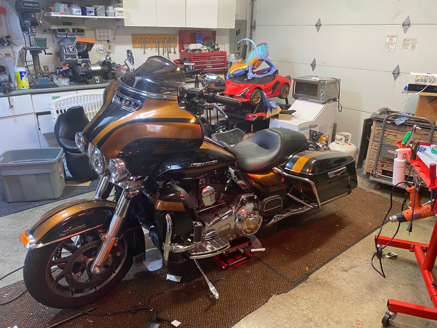 Customer photo review of Glossy Metallic Copper Vinyl Wrap