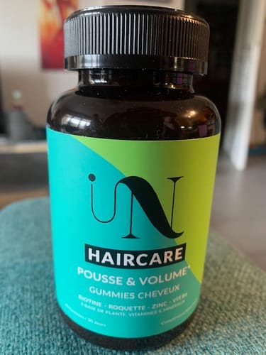 Customer photo review of Gummies - Cure pousse de cheveux
