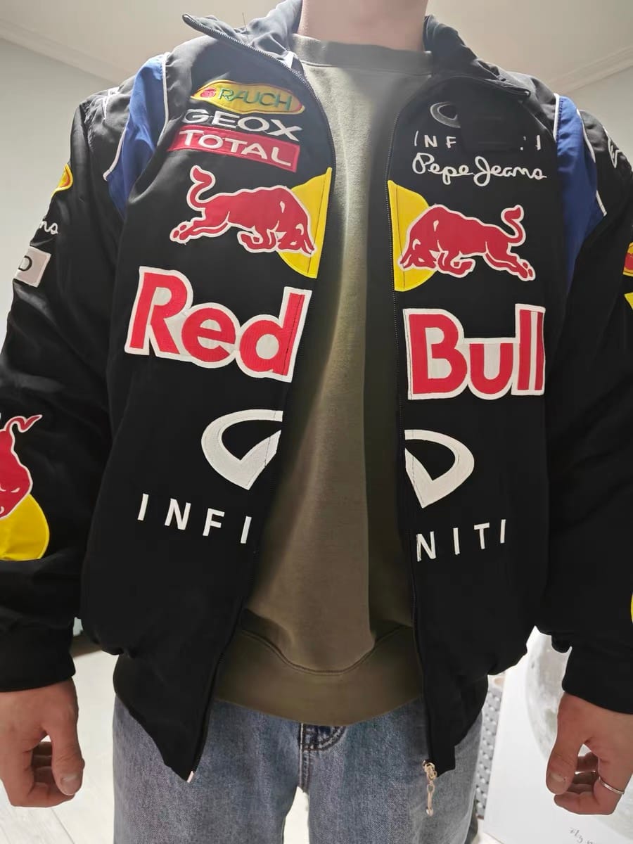 Customer photo review of Racing Jacket SUBARU World Team Rally Racing Vintage