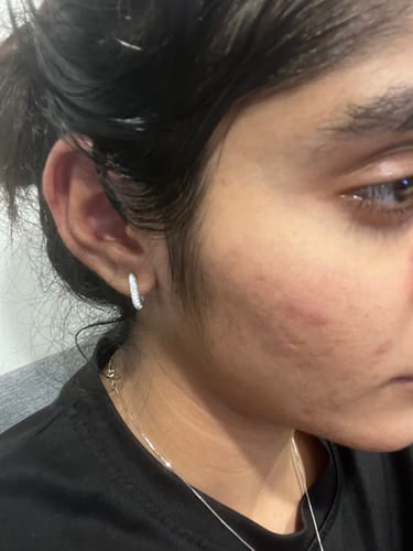 Customer photo review of JUNO Rectangular Hoop Earrings
