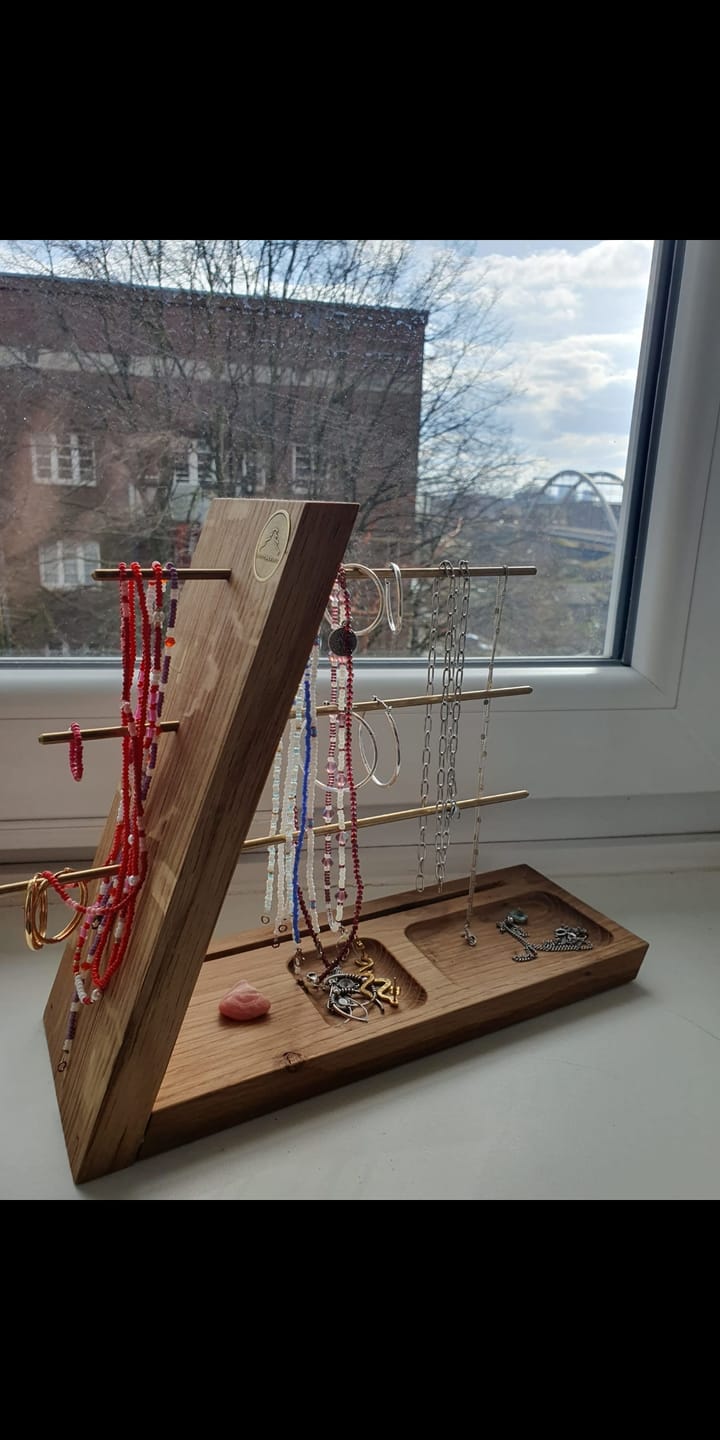 Customer photo review of Schmuckständer – Ada