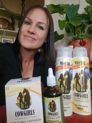 Customer photo review of Cowgirls Sulfate-Free Shampoo With Biotin