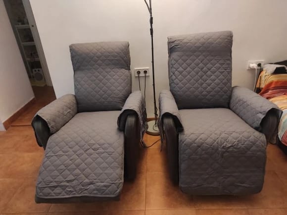 Customer photo review of Housse Protectrice pour Fauteuil Inclinable