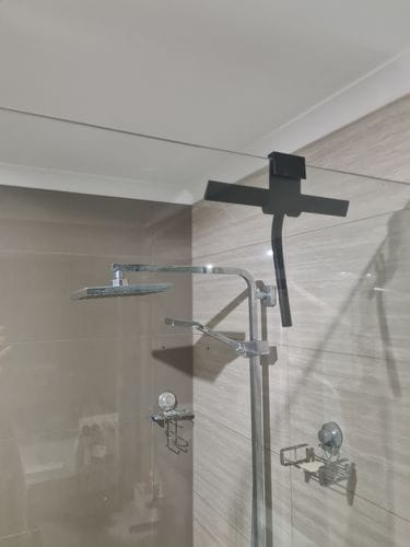 Customer photo review of GLASSGUARD™ Silicone Squeegee