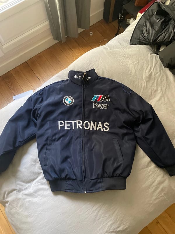 Customer photo review of Retro Jacket Racing BMW Motorsport Vintage Marine Blue