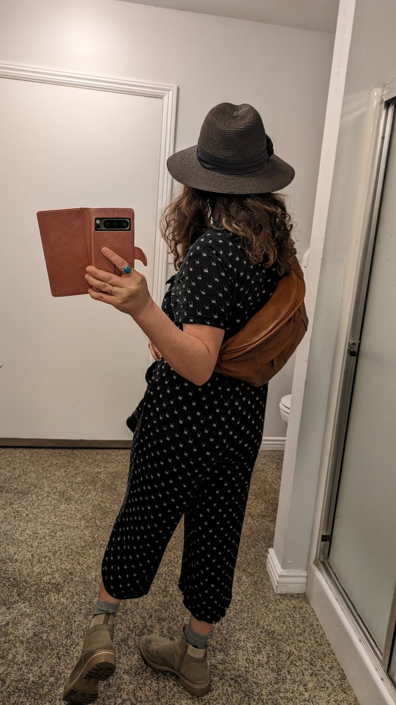 Customer photo review of The Photographer's Sling Bag