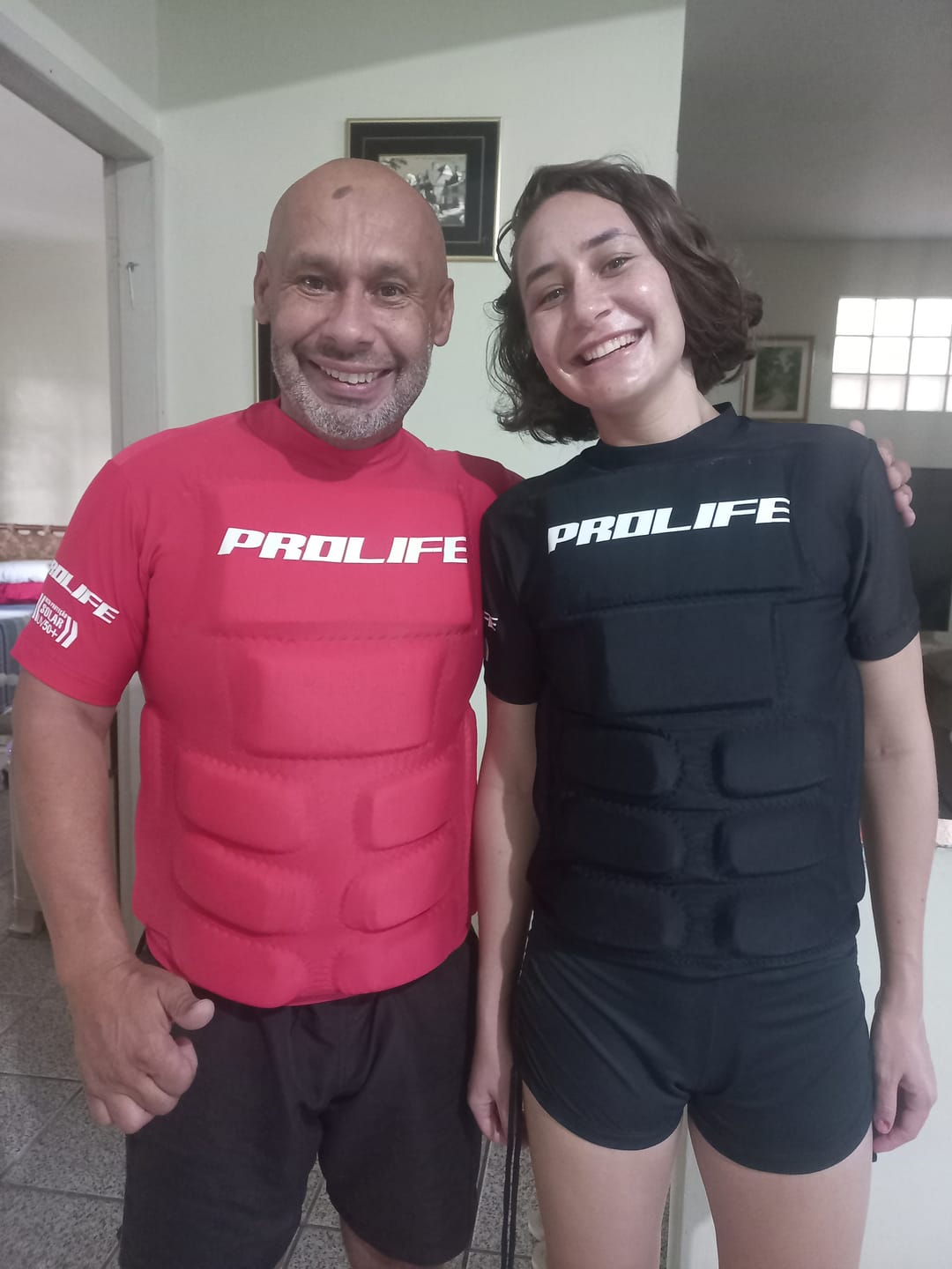 Customer photo review of Camisa Flutuadora Floater