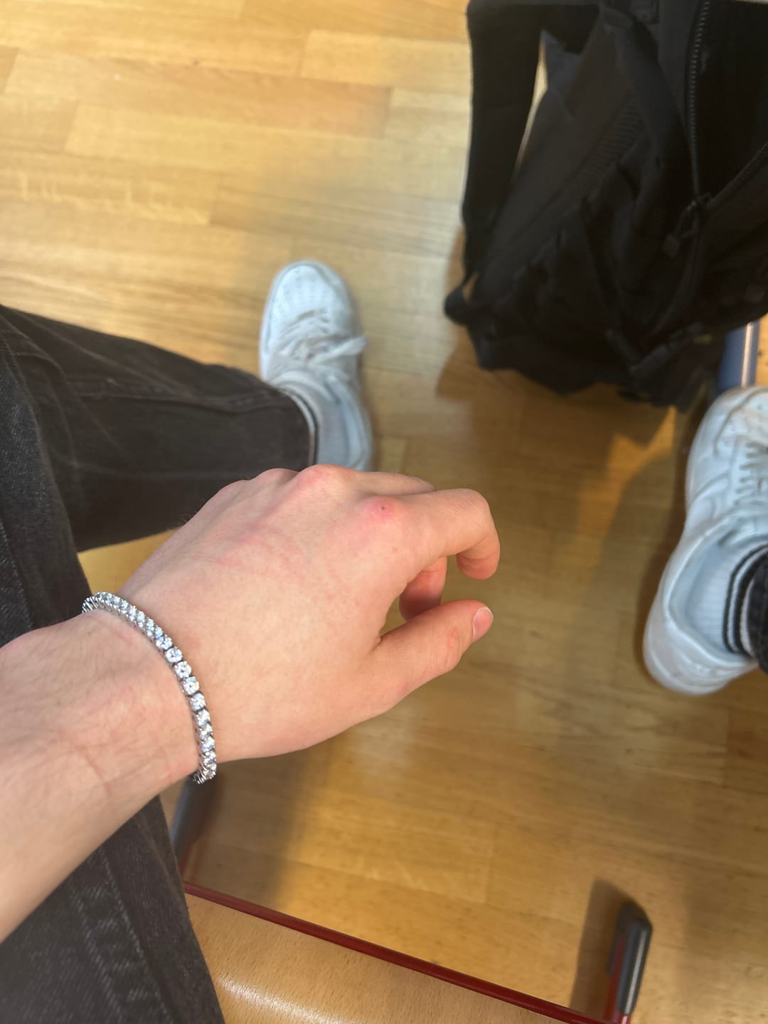 Customer photo review of TENNISBOY BRACELET. - 4MM WHITE GOLD