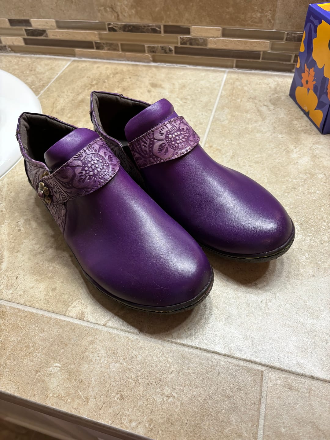 Customer photo review of Vintage Genuine Leather Comfy Flat Shoes