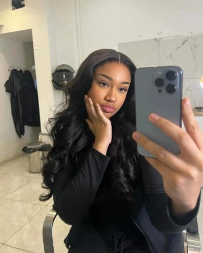 Customer photo review of Wear & Go | Pre-bleached Invisible Lace Wig Body Wave Pre-cut Lace Glueless Wig