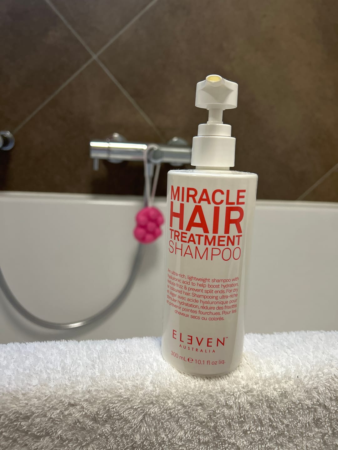 Customer photo review of Miracle Hair Treatment Shampoo