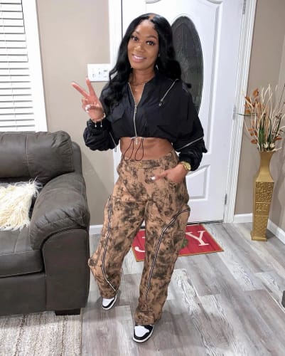 Customer photo review of Breathable 360 Lace Frontal Wig Pre Plucked Body Wave Human Hair Wig Natural Hairline