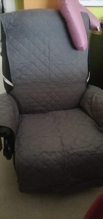Customer photo review of Housse Protectrice pour Fauteuil Inclinable