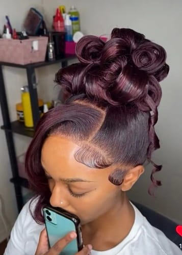 Customer photo review of Breathable 360 Lace Frontal Wig Pre Plucked Body Wave Human Hair Wig Natural Hairline