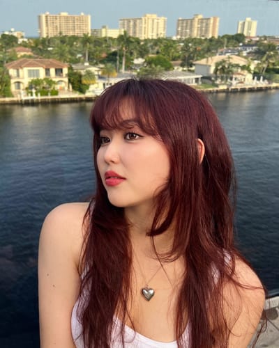 Customer photo review of Bittersweet Kristin - amber brown