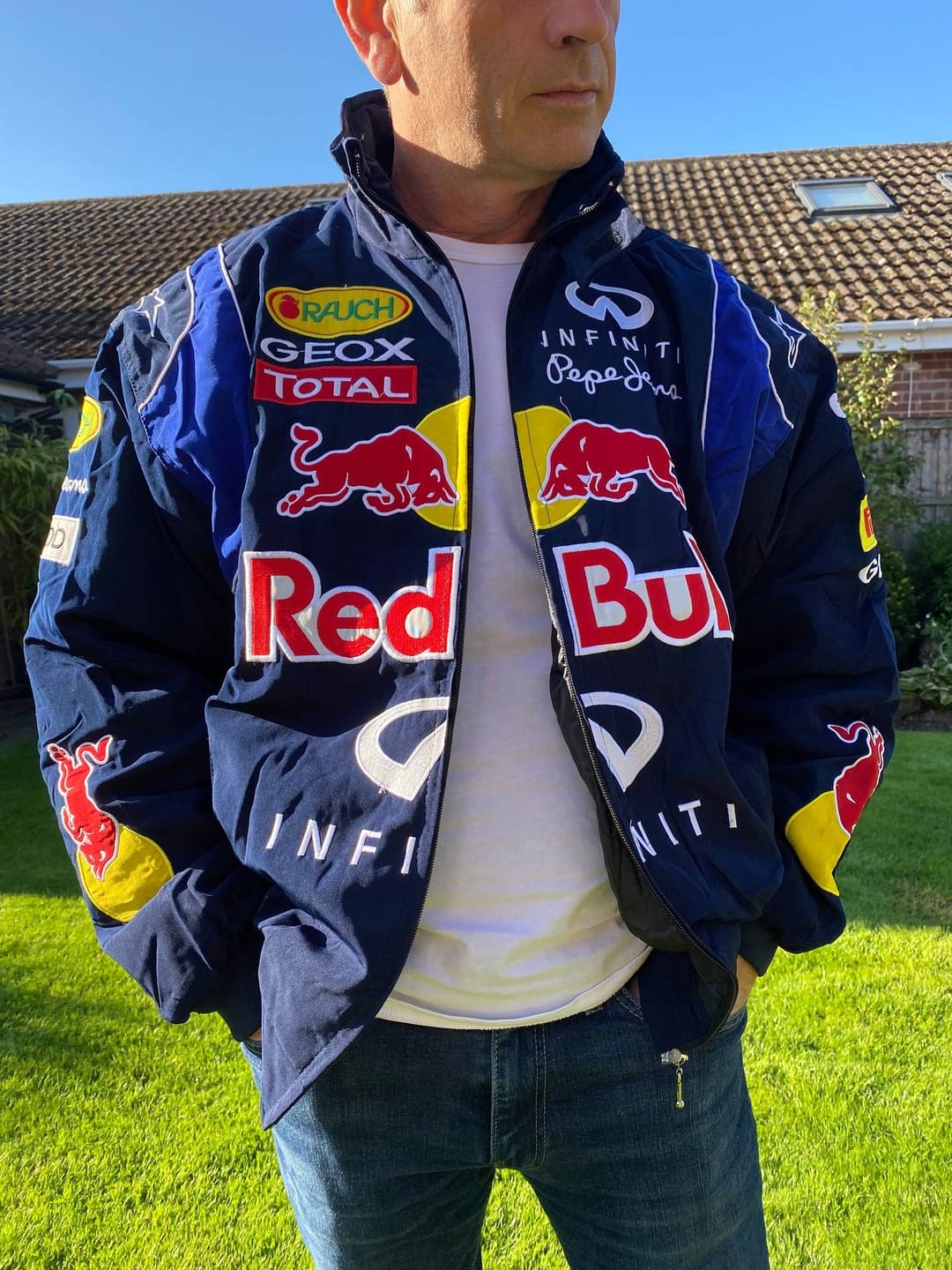 Customer photo review of Retro Jacket RED BULL Racing F1 Vintage