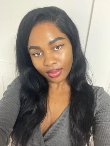 Customer photo review of Breathable 360 Lace Frontal Wig Pre Plucked Body Wave Human Hair Wig Natural Hairline