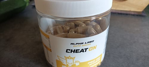 Customer photo review of Alpha Labz - Cheat On - Brûleur de Graisse Révolutionnaire