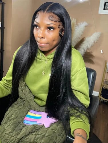 Customer photo review of Karlami 13x6 HD Skin Melt Lace Front Body Wave Wig Perfect Hairline Bleached Knots