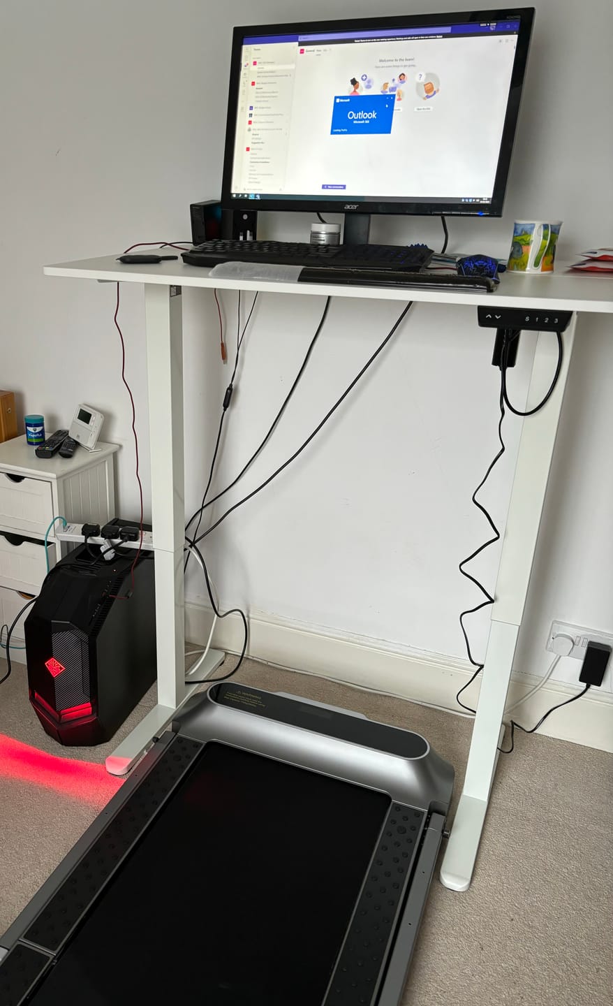 Customer photo review of WalkingPad R2 Walk&Run 2IN1 Folding Treadmill 7.5 MPH 240 lbs For UK