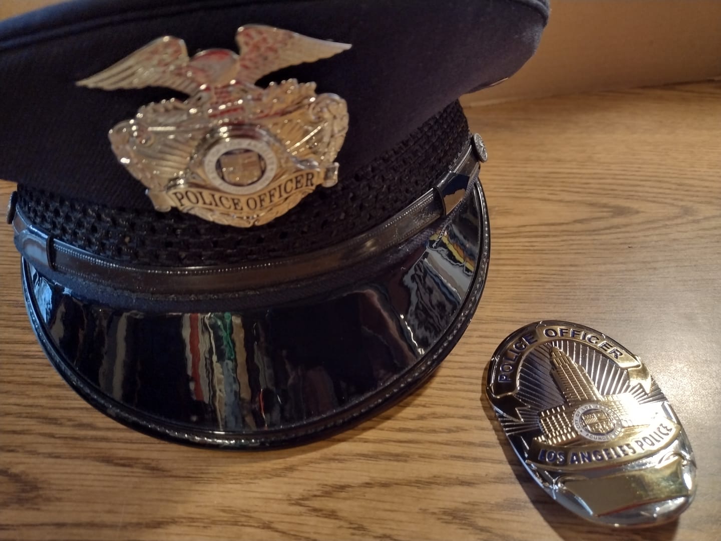Customer photo review of LAPD Los Angeles Police Officer Cap Badge Hat Insignia Replica Movie Props