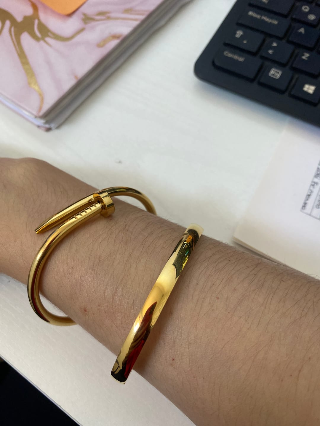 Customer photo review of Pulsera Elizabeth