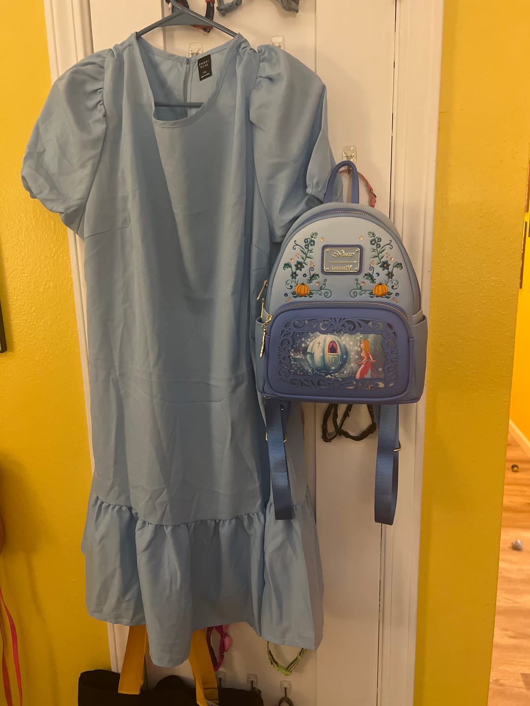Customer photo review of 707 Street Exclusive - Disney Princess Dreams Series Cinderella Mini Backpack