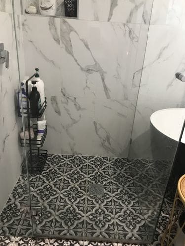 Customer photo review of GLASSGUARD™ Glass Stain Remover + Drill Scrubbing Pads