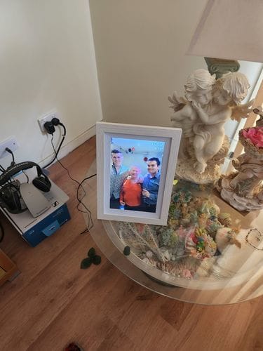 Verified customer photo review of Digital Photo Frame